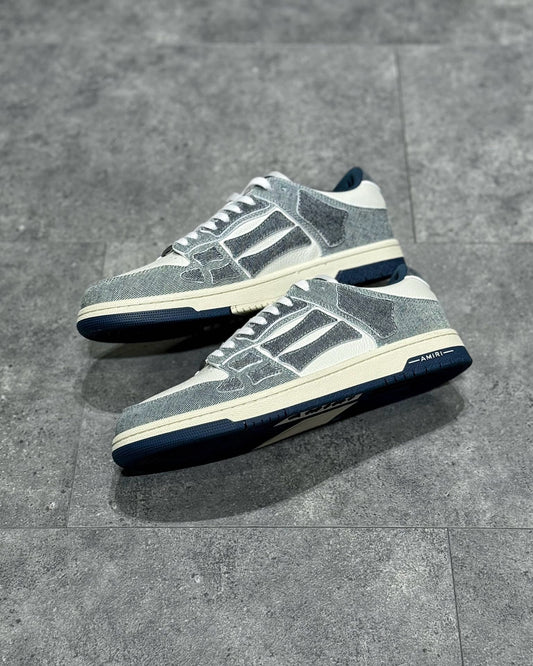 AMR Sneakers