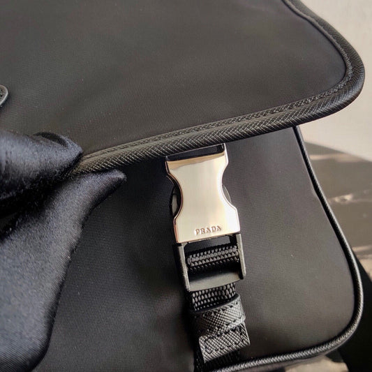 PRA Messenger Bag