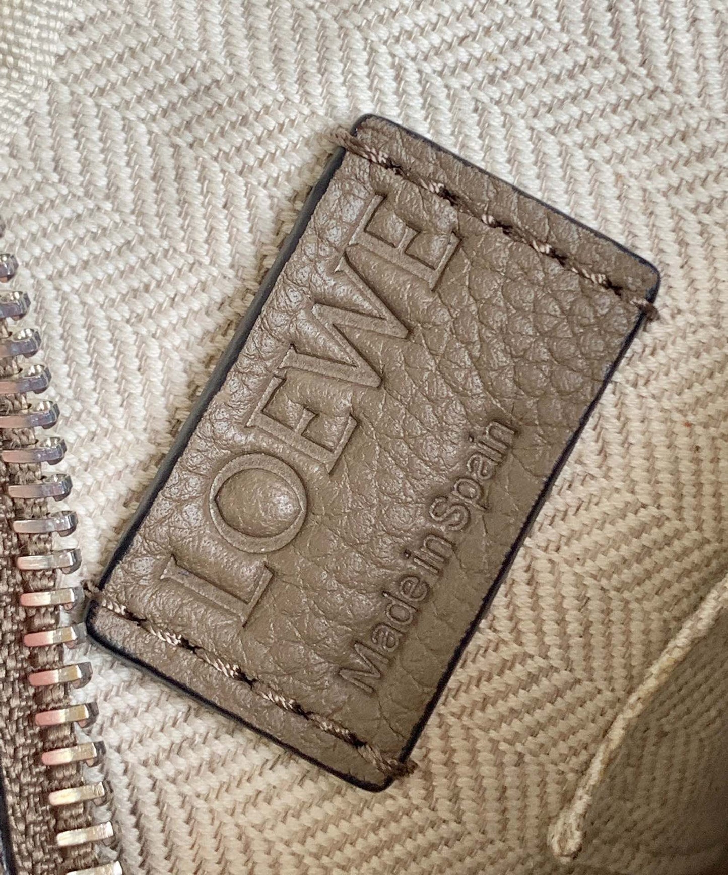 LO Messenger Bag