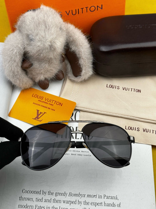 PILOT SUNGLASSES L66 IN BLACK METAL