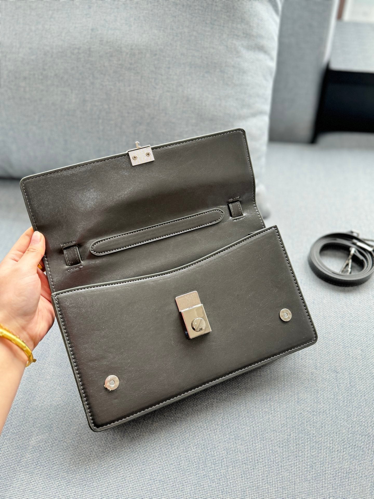 GALLERIA SHOULDER BAG 27 IN CHARCOAL GREY CALFSKIN