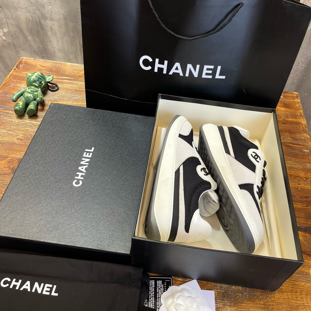 CHA Sneakers