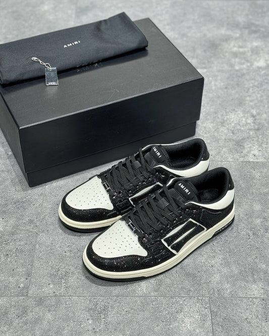 AMR Sneakers