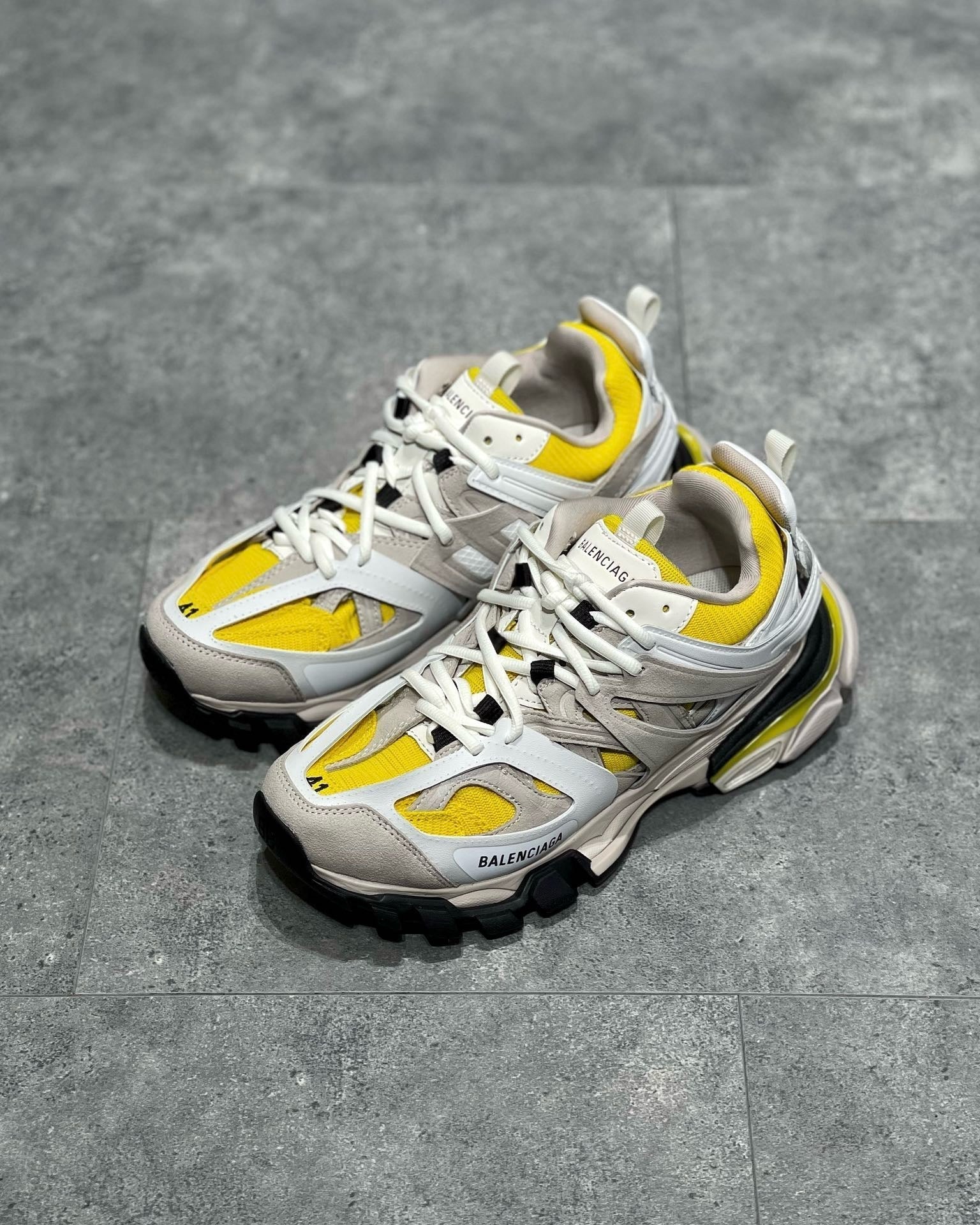 BLCG Sneakers