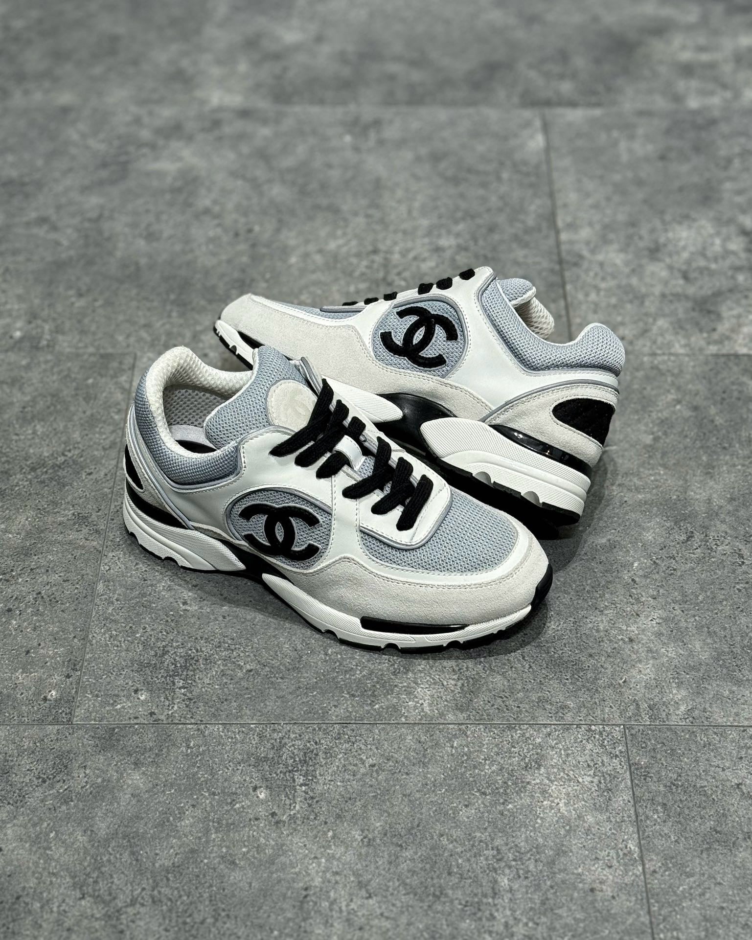 CHA Sneakers