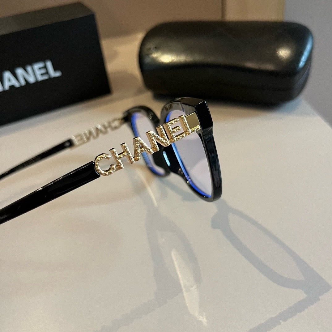 CHA glasses