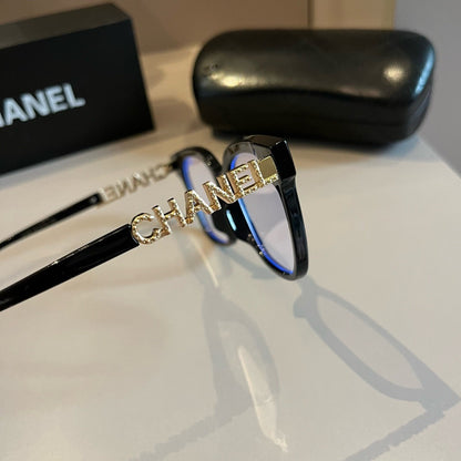 CHA glasses