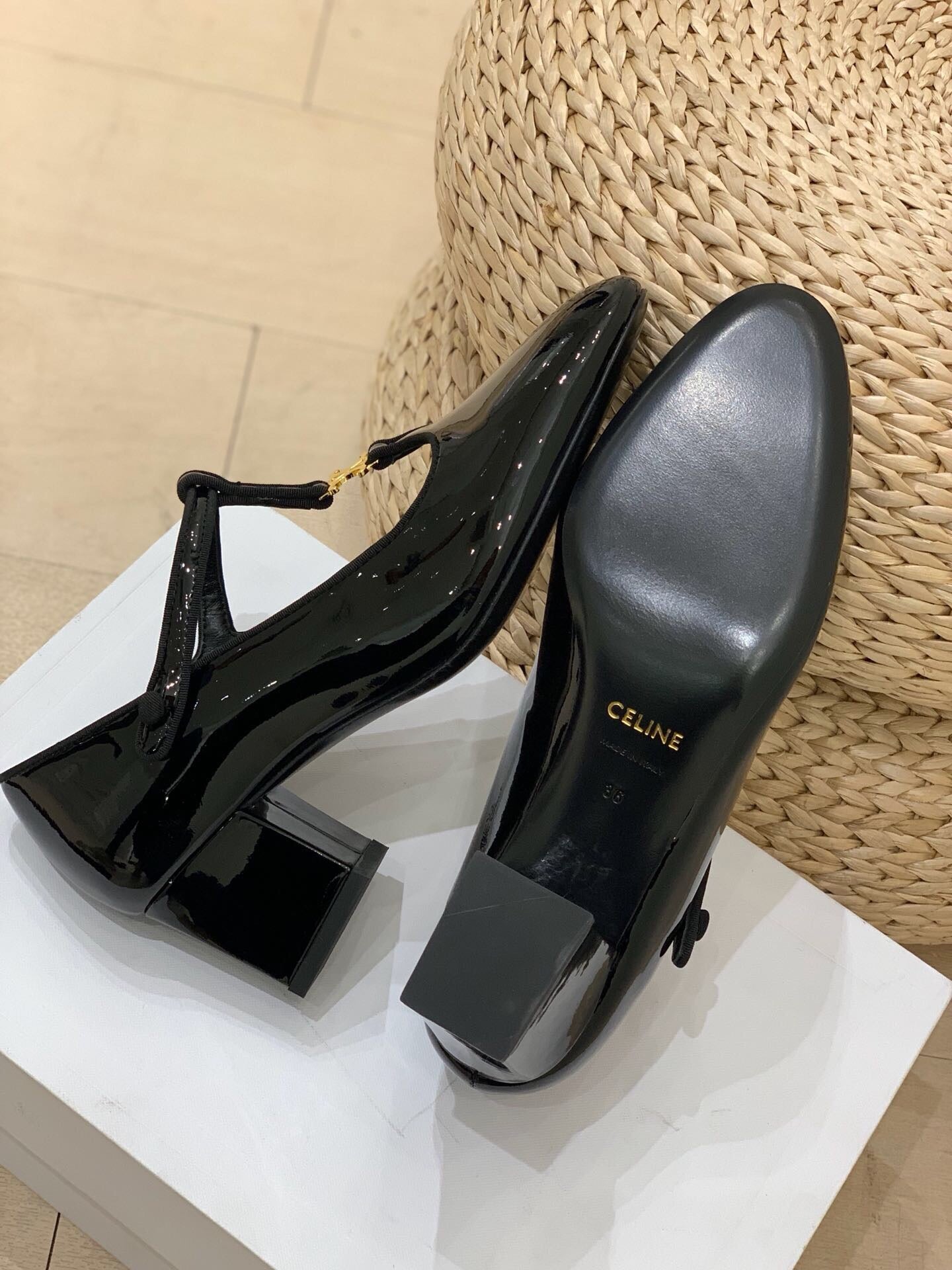 TRIOMPHE T-BAR HIGH PUMPS IN BLACK PATENT CALFSKIN