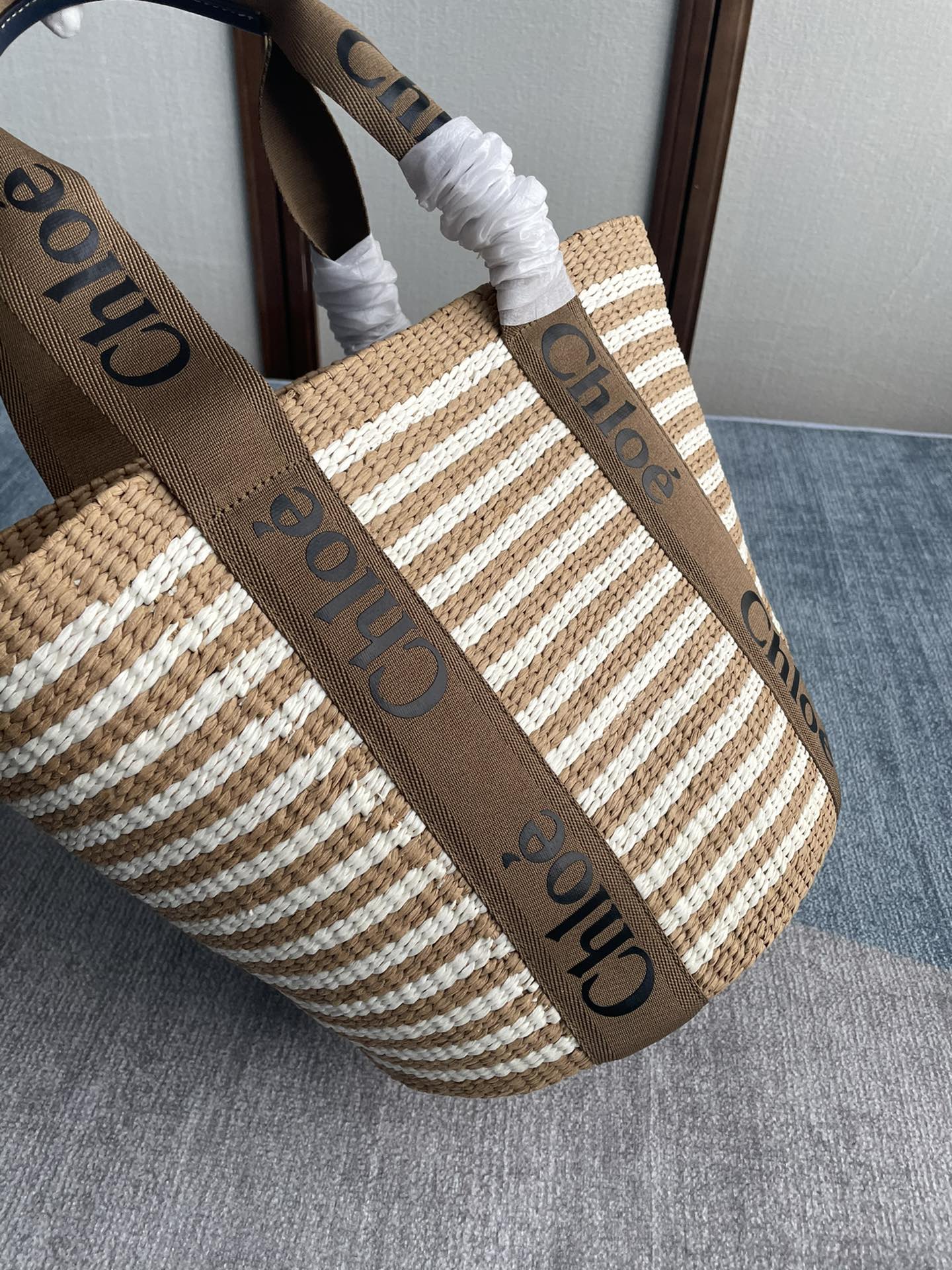 LAGRE WOODY TOTE BAG 48 IN BROWN AND WHITE FIBERS BROWN WEBBING BLACK CALFSKIN