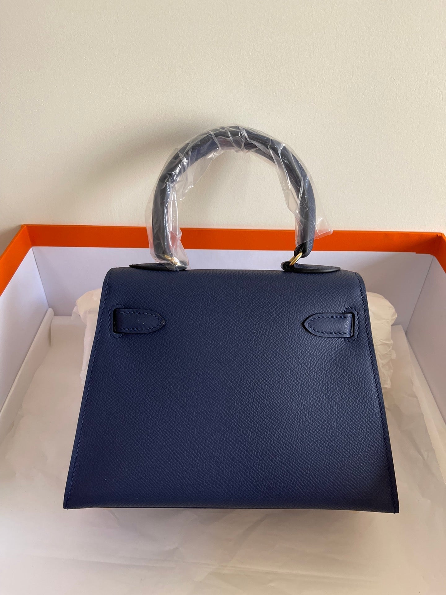 KELLY MINI 20 BAG IN NAVY BLUE CALFSKIN WITH GOLD HARDWARE