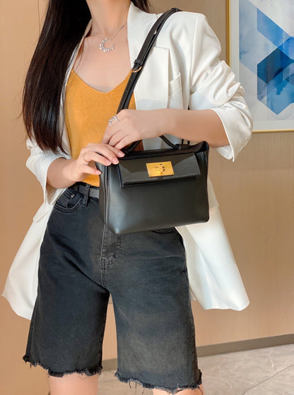 MINI 24/24 21CM IN BLACK EVERCOLOR CALFSKIN GOLD KELLY BUCKLE