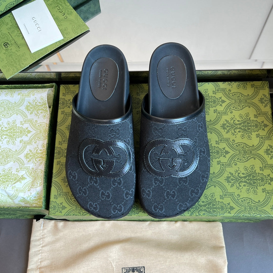 INTERLOCKING G MULE IN BLACK MONOGRAM CANVAS AND LEATHER