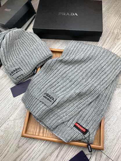 SET SCARF AND HAT IN PALE GRAY WOOL AND RABBIT FUR 388992