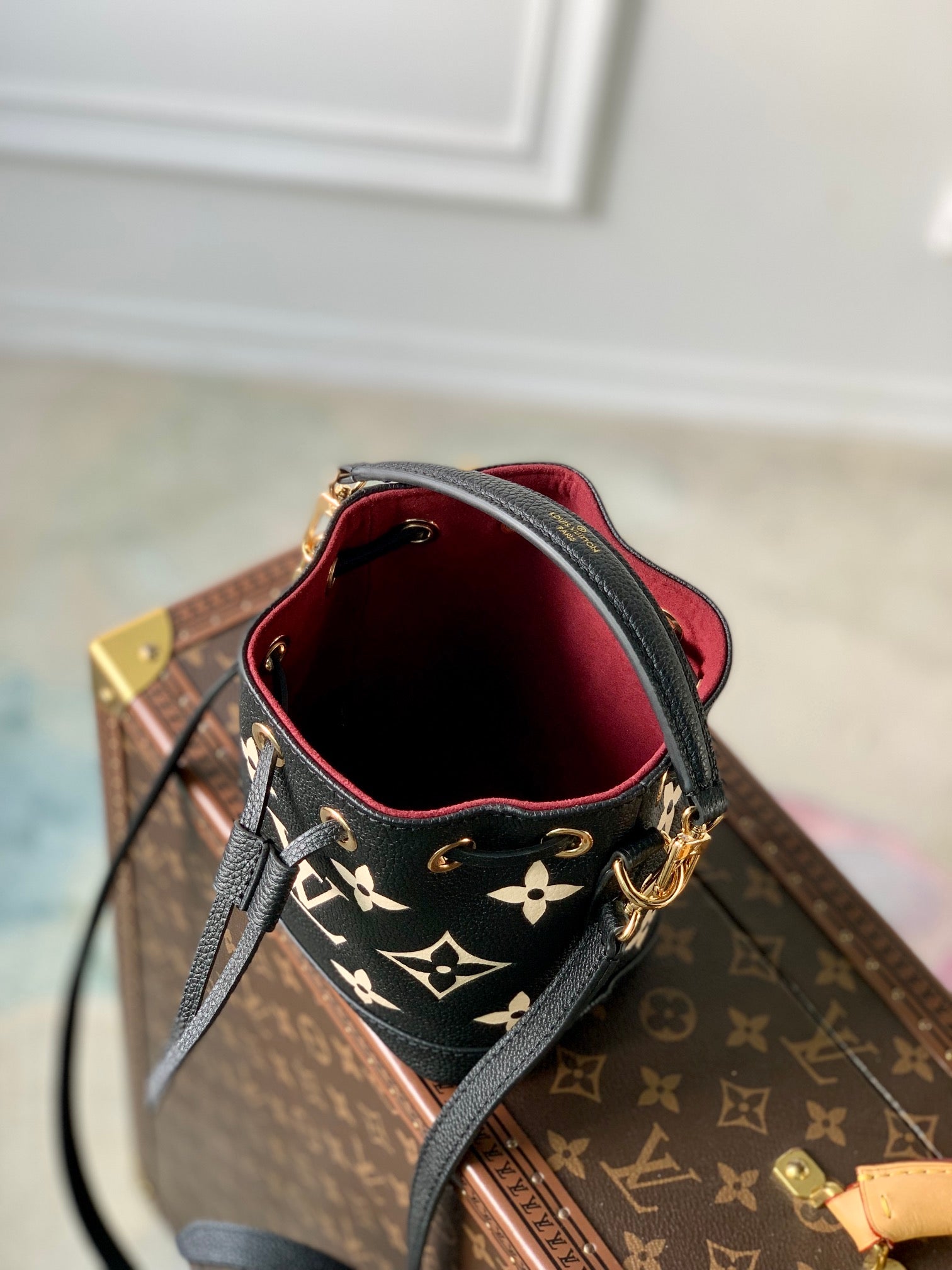 NANO NOÉ 16 IN BLACK BEIGE BICOLOR MONOGRAM EMPREINTE CALFSKIN