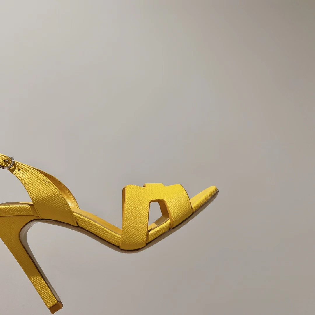 HOLY 105 SANDAL IN BRIGHT YELLOW GRAINED CALFSKIN