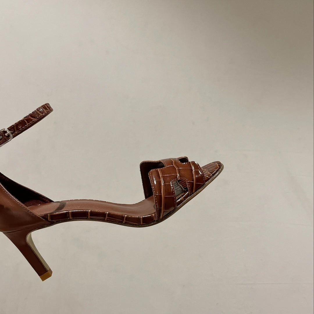 PREMIERE 70 SANDAL IN BRONZE BROWN CROCODILE LEATHER