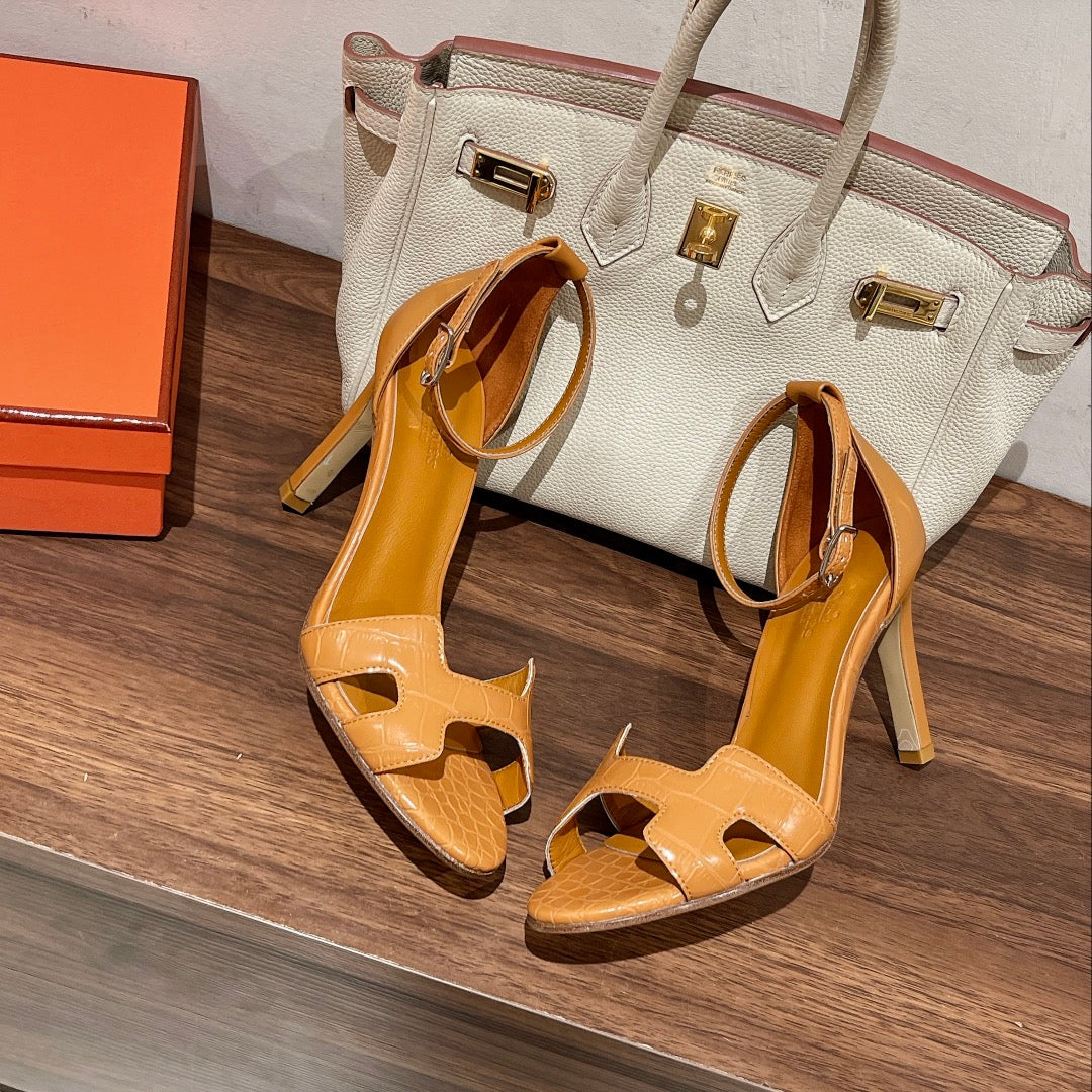 PREMIERE 105 SANDAL IN PEANUT BROWN CALFSKIN