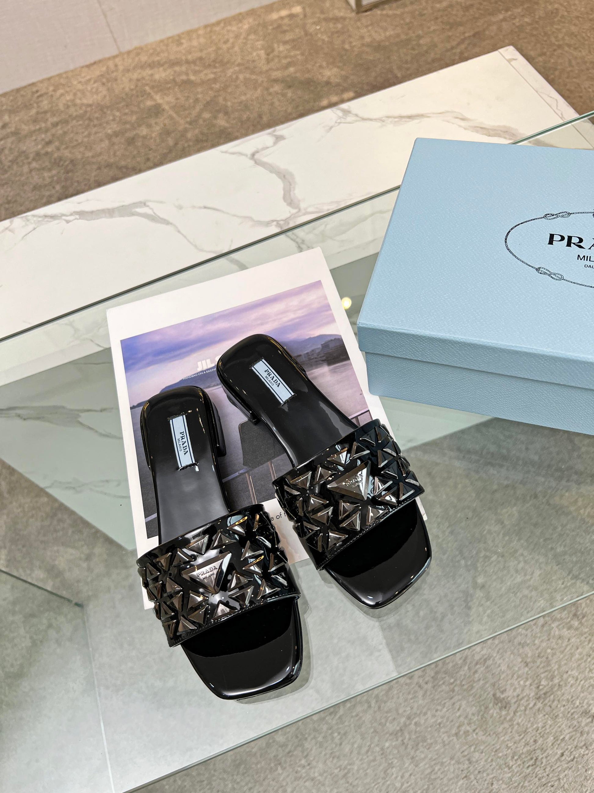 PRA EMBROIDERED SLIDES FLAT BLACK CALFSKIN