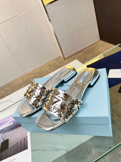 PRA EMBROIDERED SLIDES FLAT SILVER CALFSKIN
