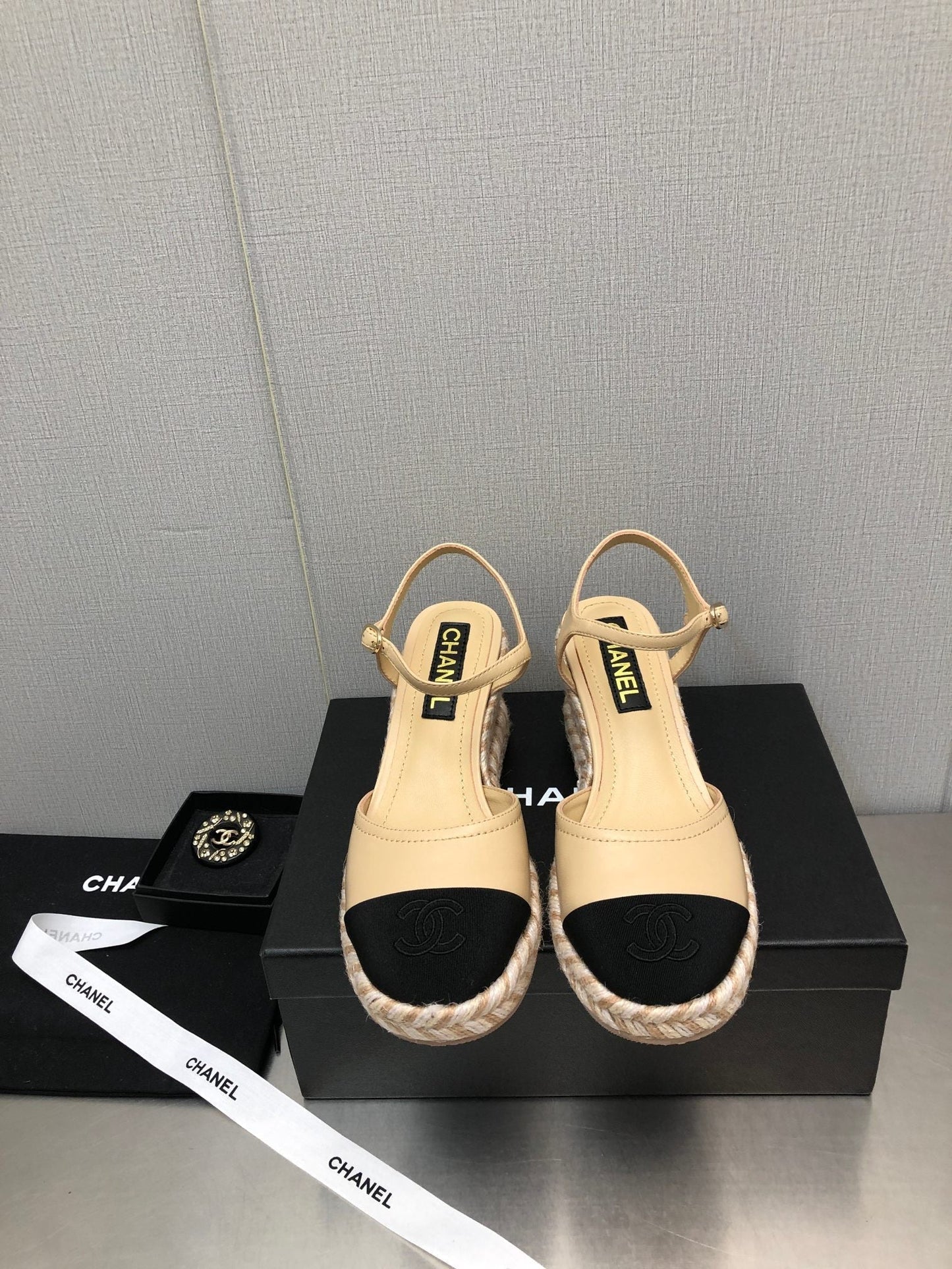 MARY JANE WEDGE BEIGE CREAM LAMBSKIN