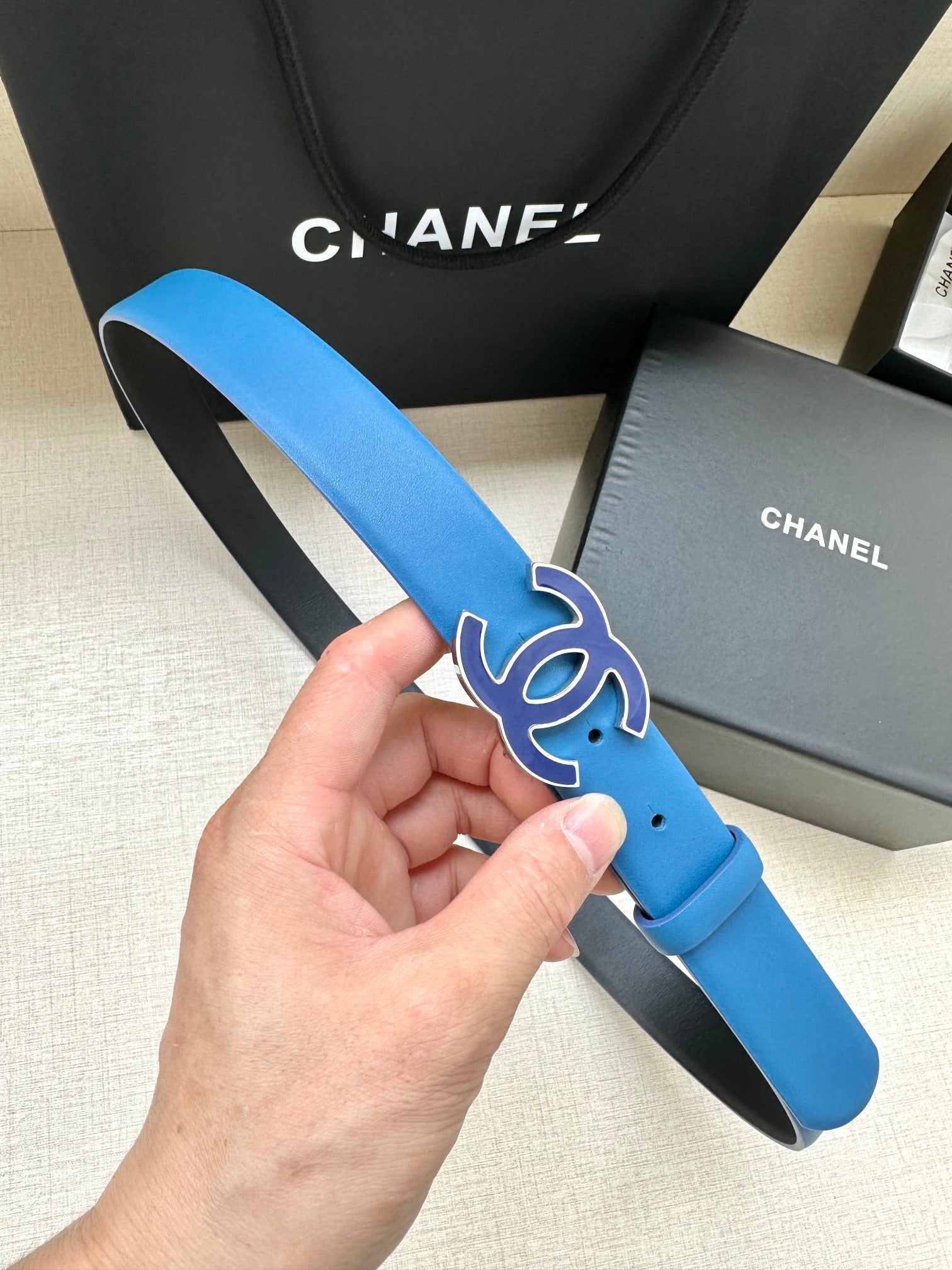 CC 30MM BELT IN COBALT BLUE SMOOTH CALFSKIN METAL HARDWARE