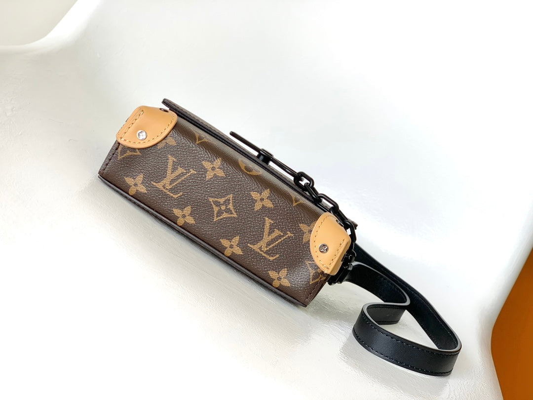 STEAMER BAG 26 IN BROWN MONOGRAM MACASSAR CANVAS