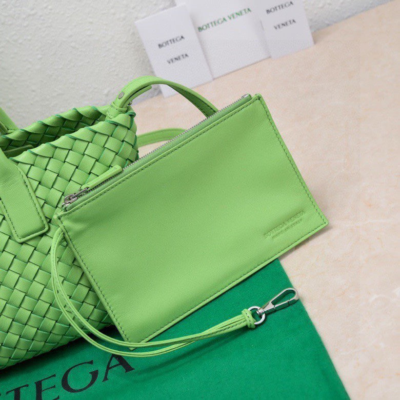 Mini Cabat 20cm Green Lambskin Ghw