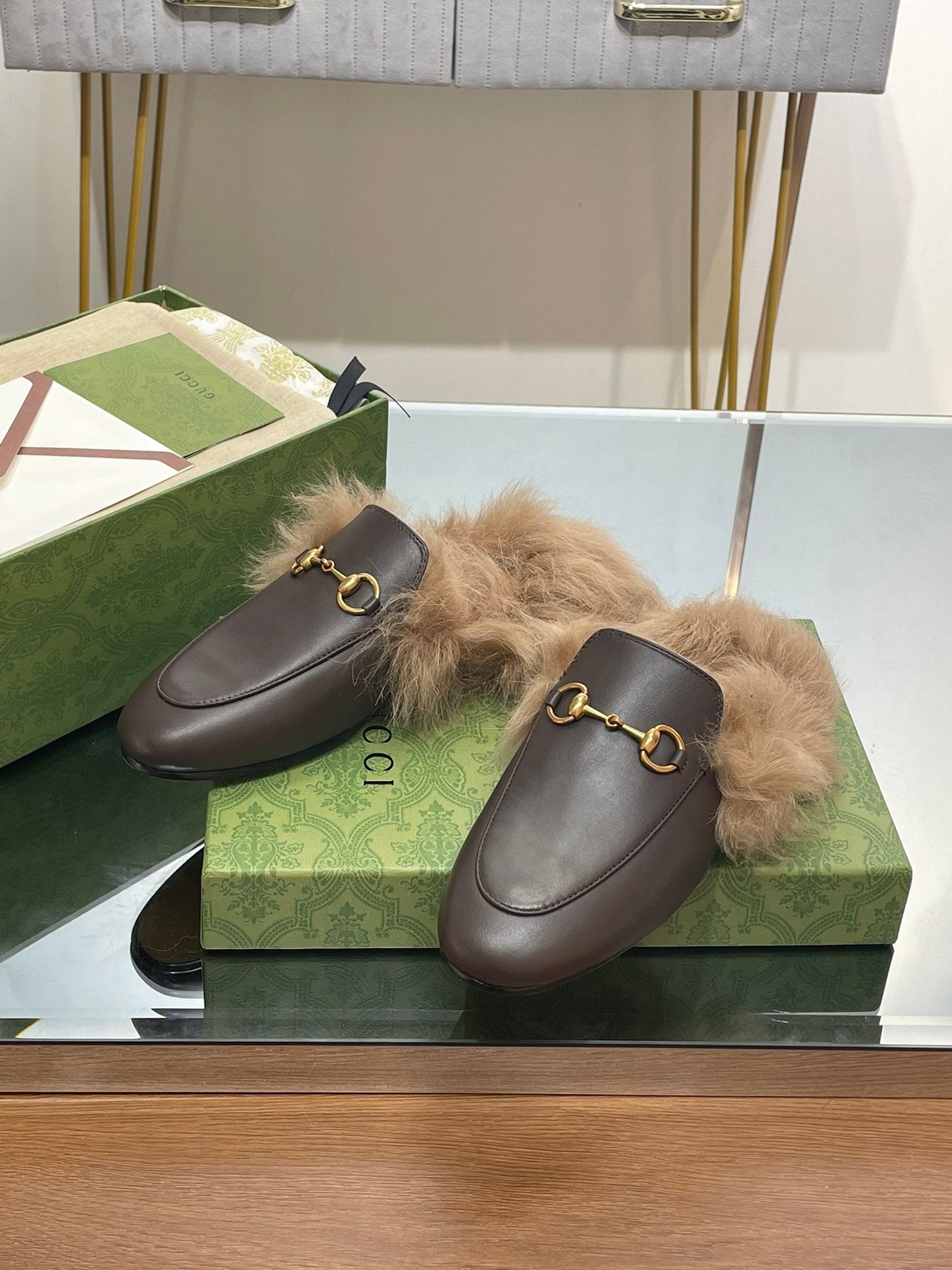 HORSEBIT MULE IN MOCHA BROWN CALFSKIN AND LAMB WOOL LINING