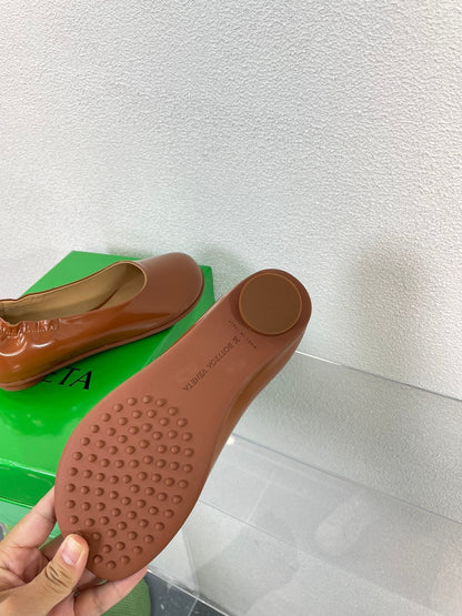 ATOMIC BALLERINA FLAT IN BRONZE BROWN CALFSKIN