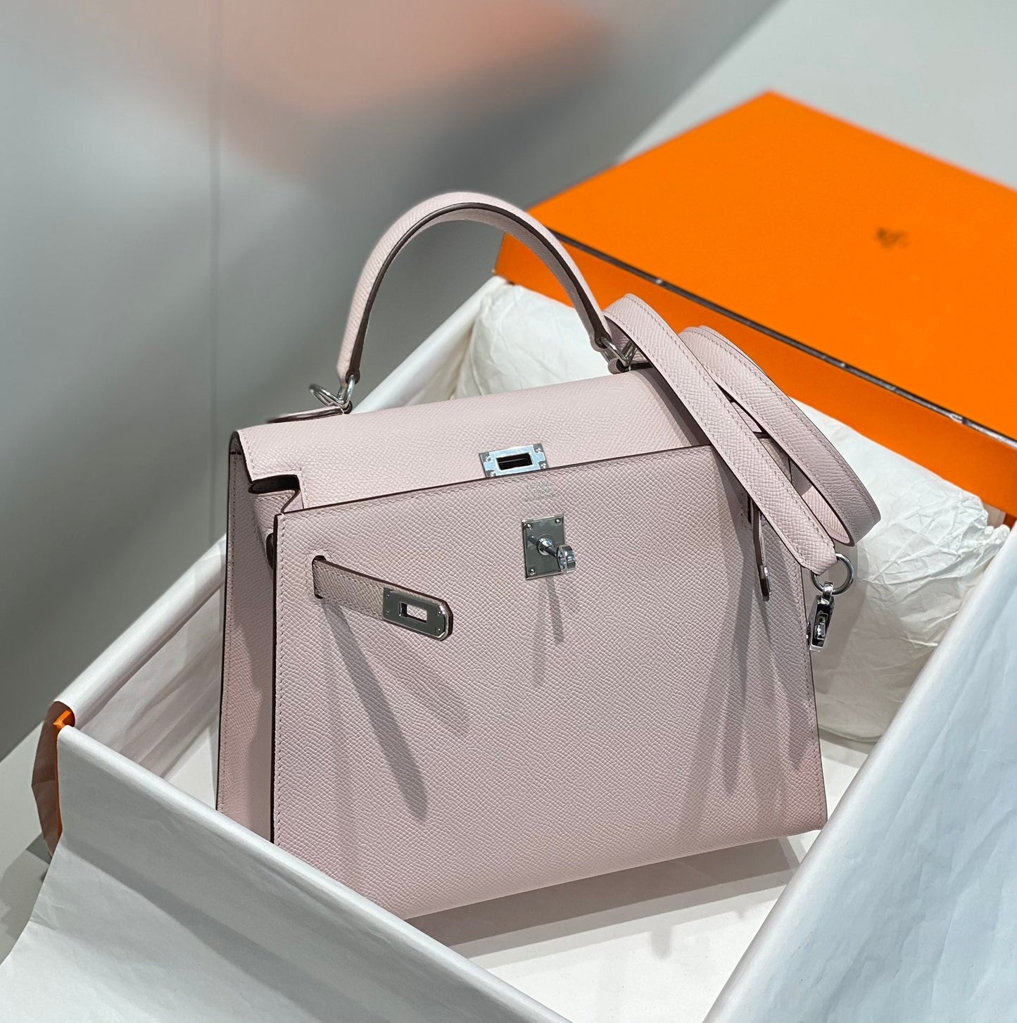 KELLY 25CM IN EPSOM MAUVE SWIFT CALFSKIN SILVER HARDWARE