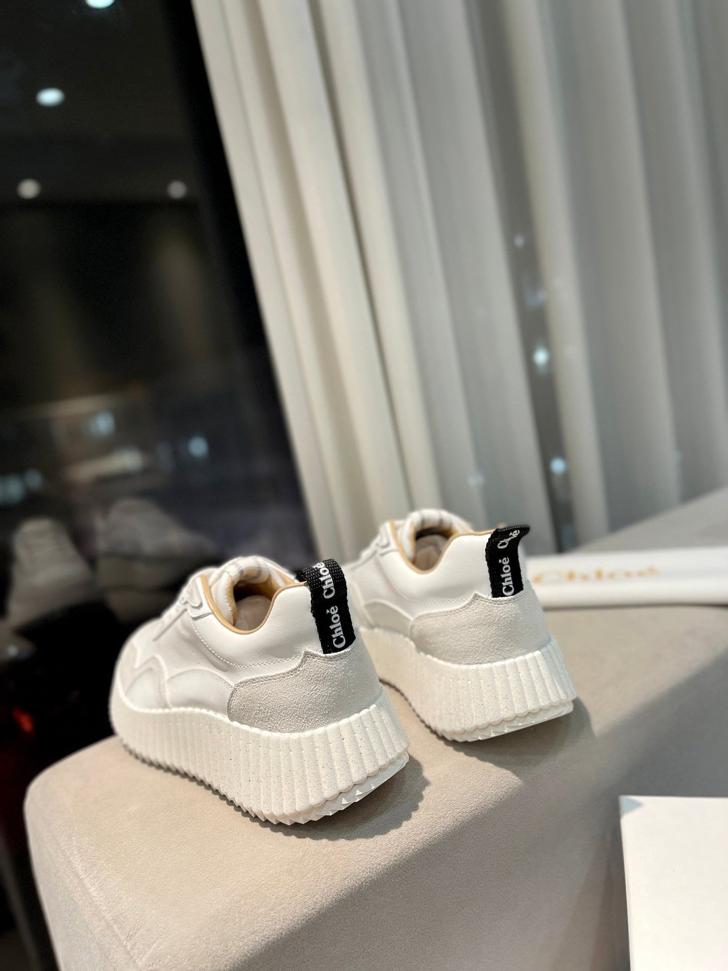 NAMA SNEAKER IN WHITE LAMBSKIN AND DOVE GREY SUEDE
