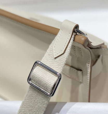 HM JYPSIERE SHOULDER BAG 23 IN BEIGE CALFSKIN SILVER HARDWARE