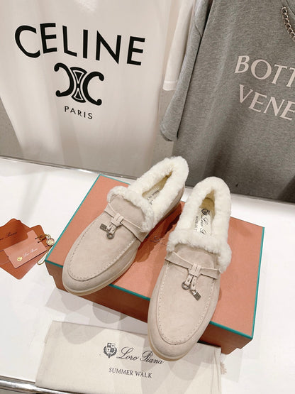 LP SUMMER CHARMS WALK LOAFERS CREAMY WHITE FLEECE