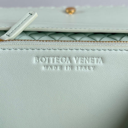 PATTI SHOULDER BAG 26 IN IRISH MINT LAMBSKIN
