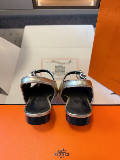 KLEO SLINGBACK IN SILVER CALFSKIN