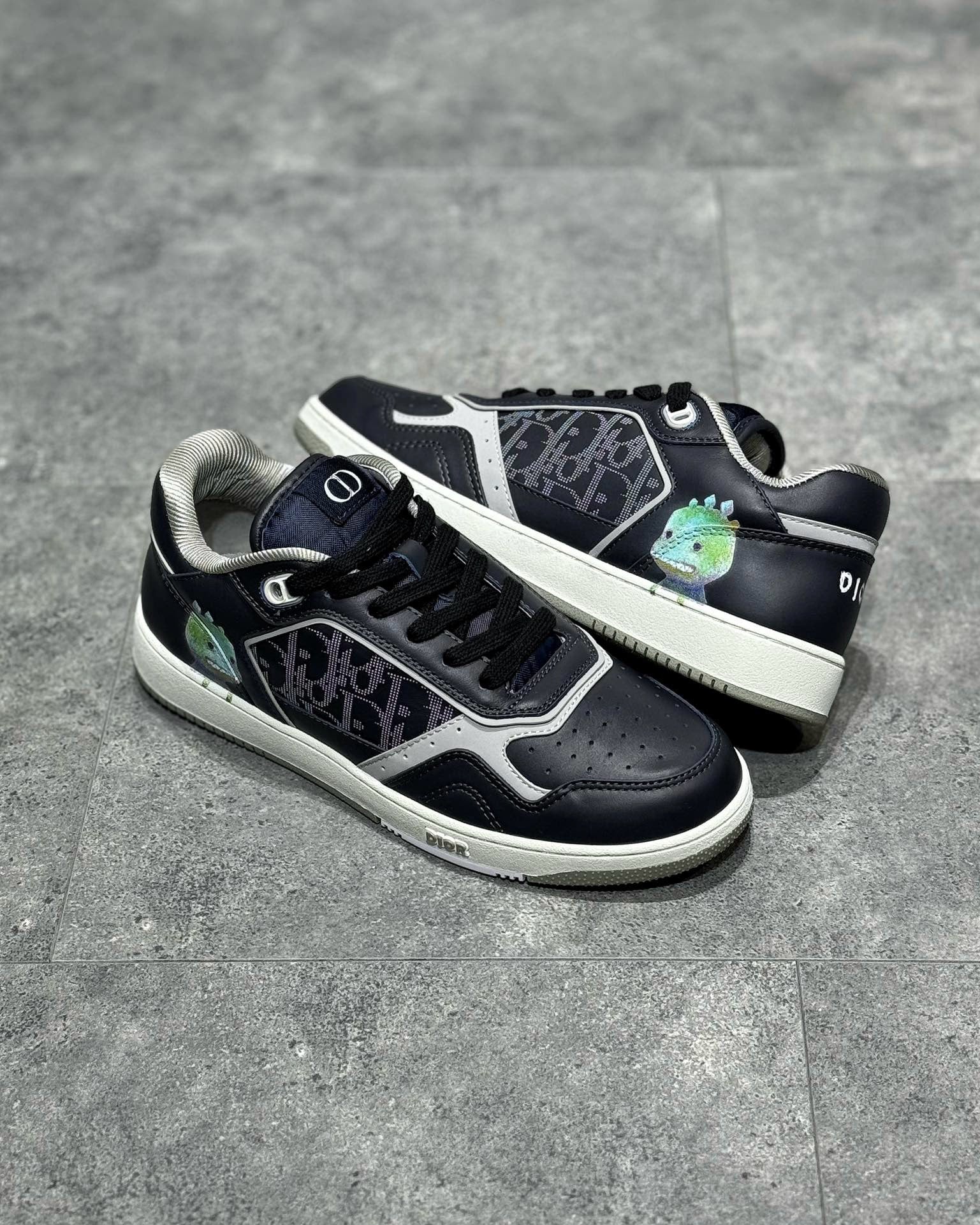DIO Sneakers