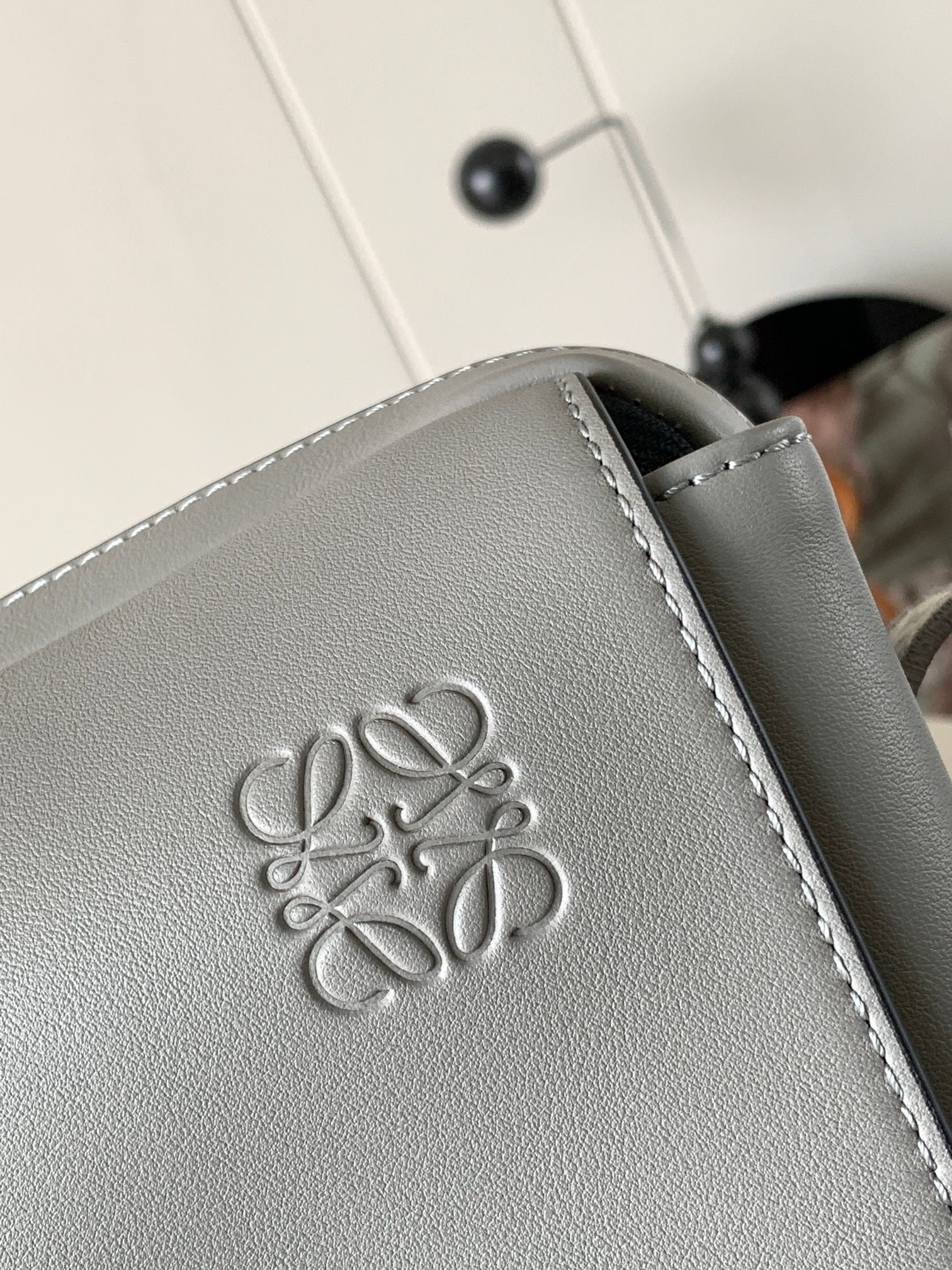 LO Messenger Bag