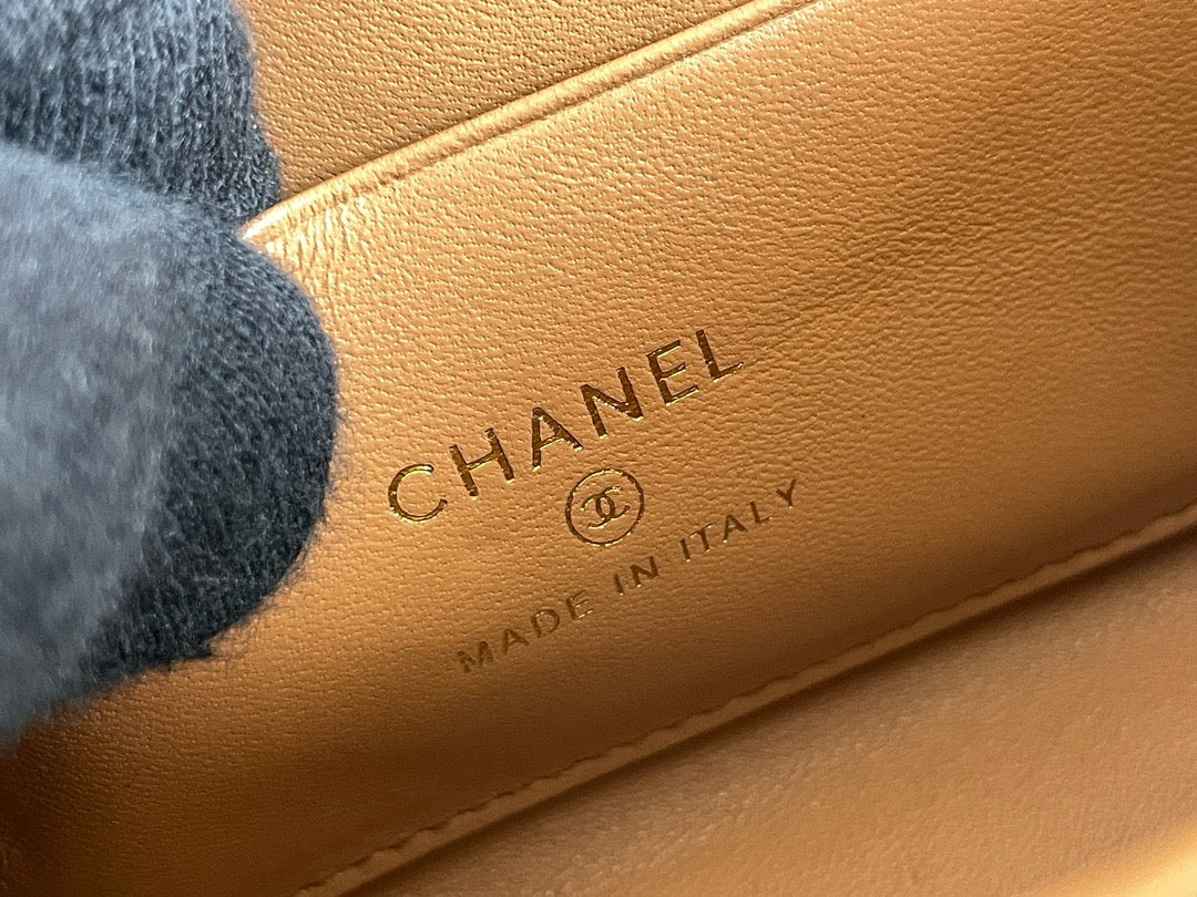 CHA 23P Kelly Handle Bag