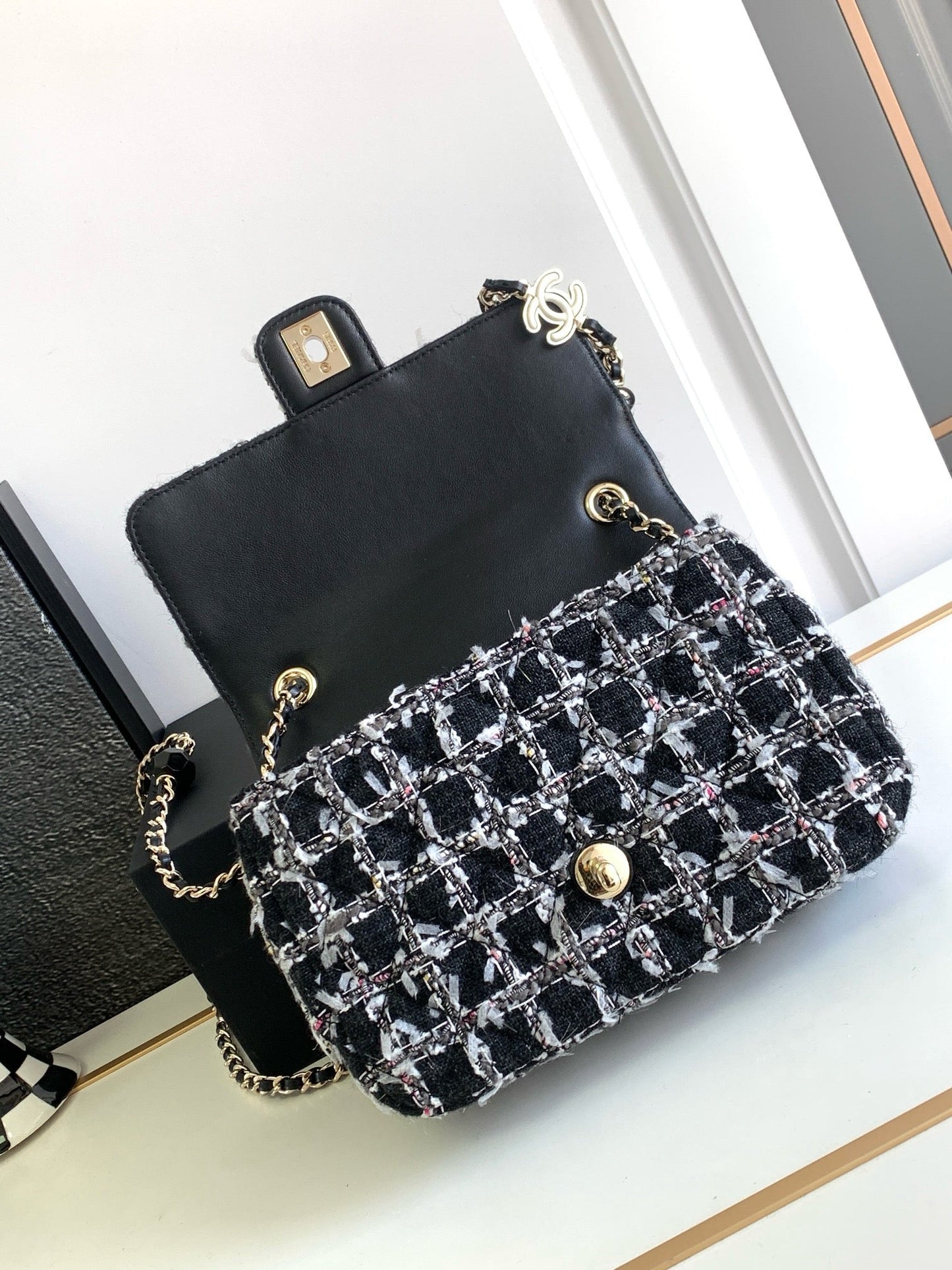 CHA 23K CF Bag