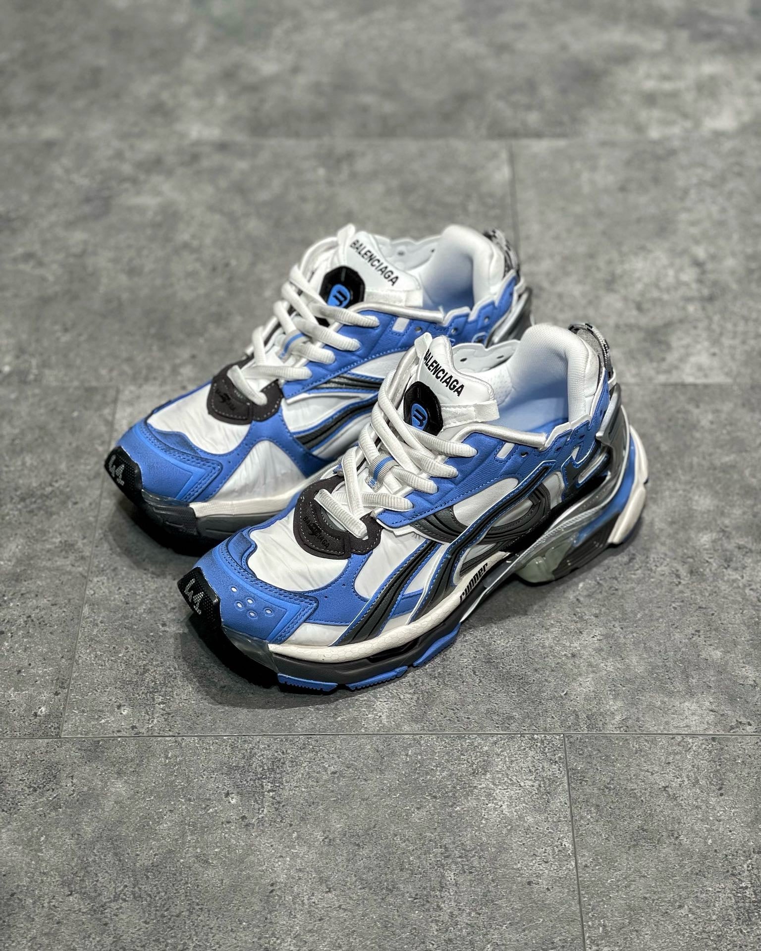 BLCG Sneakers