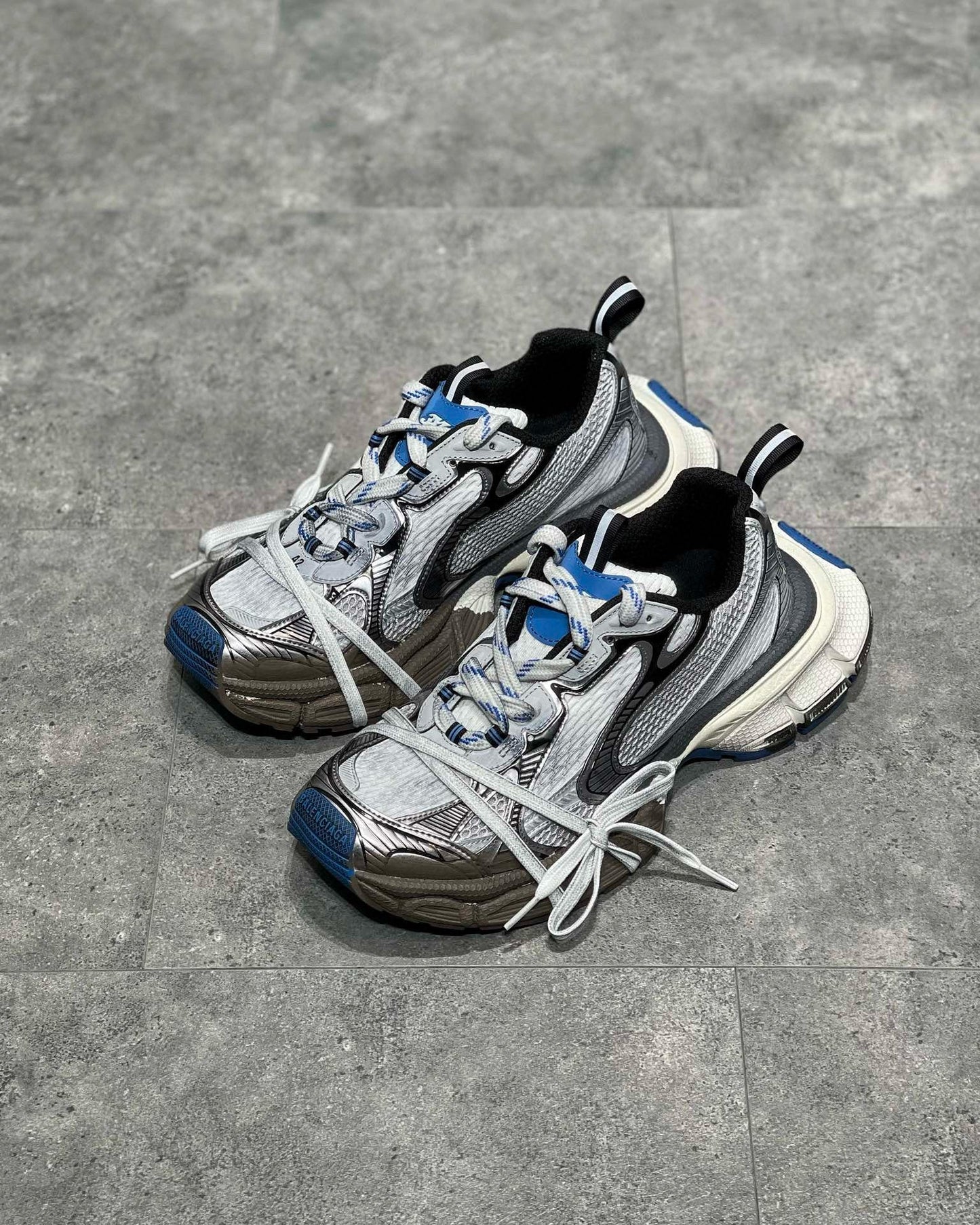 BLCG Sneakers