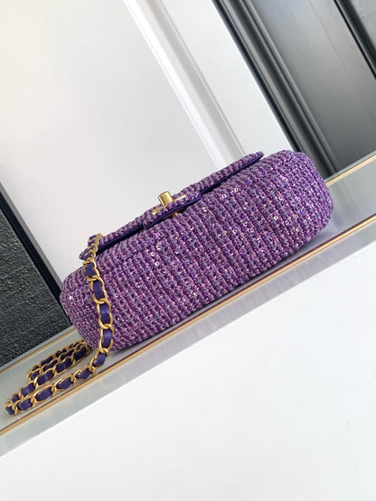 CHA 24C Coco Carry Me Handbag