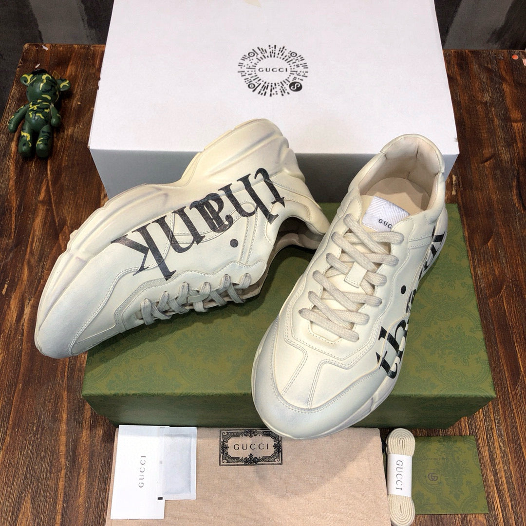 GUC Sneakers