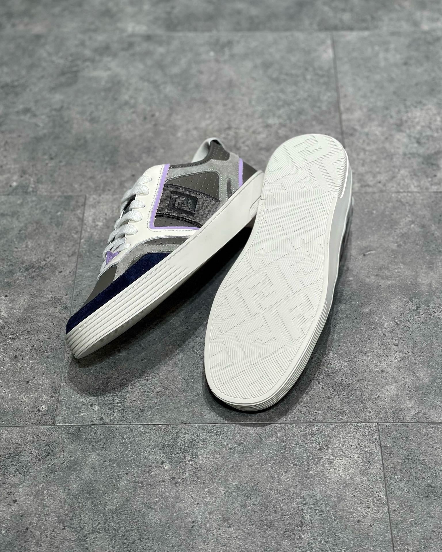 FEN Sneakers