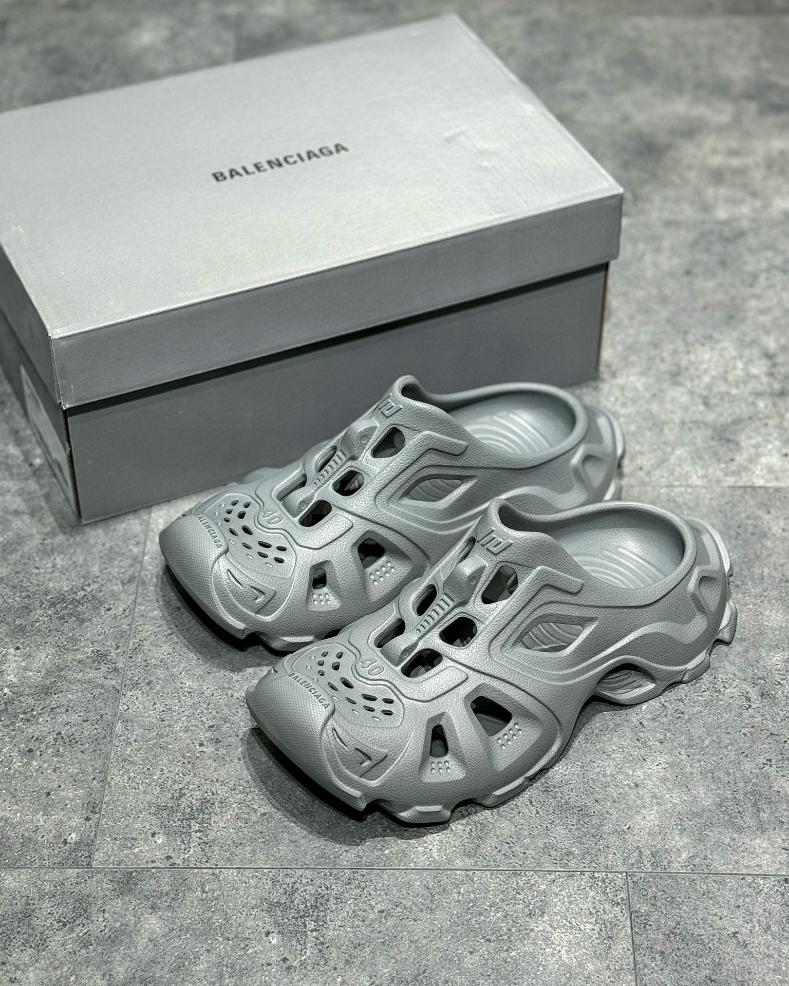 BLCG SANDALS