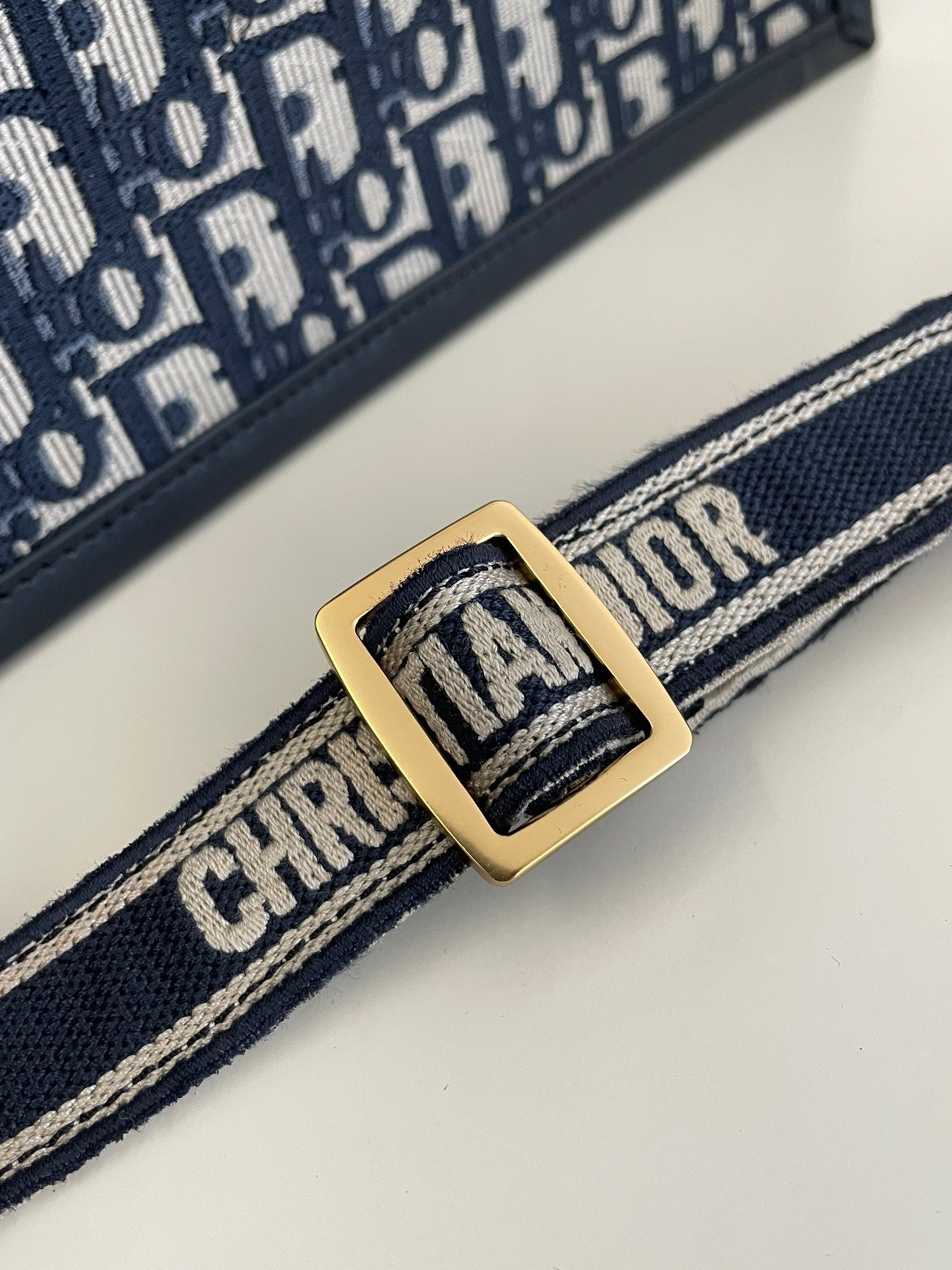 DIO Book Tote (36cm)