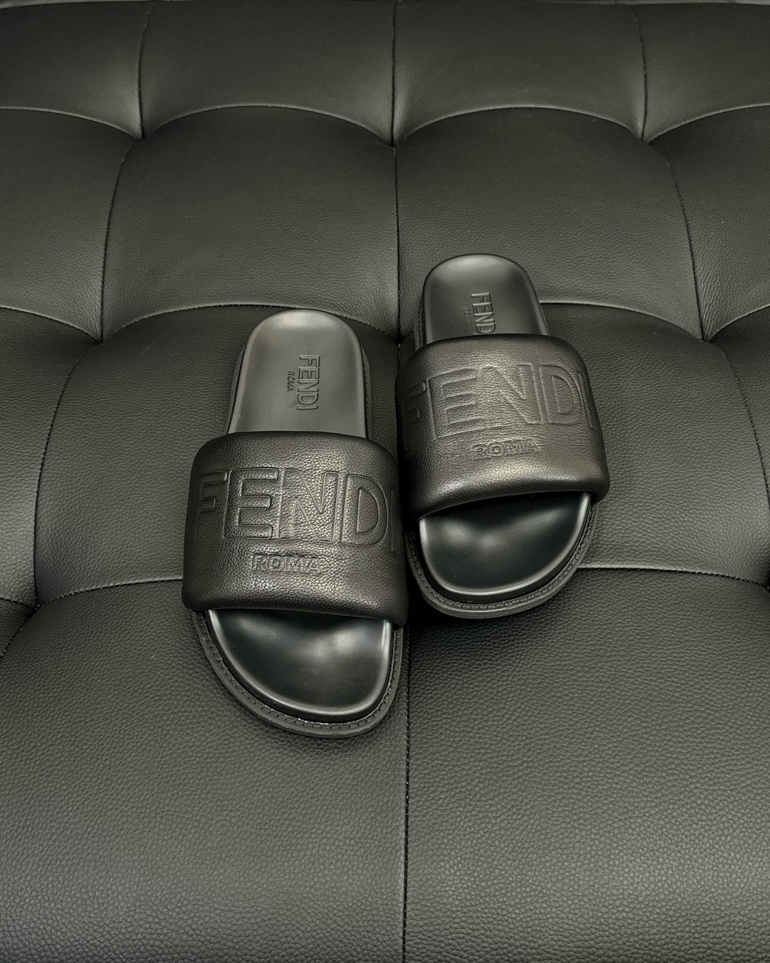 FEN Sandals