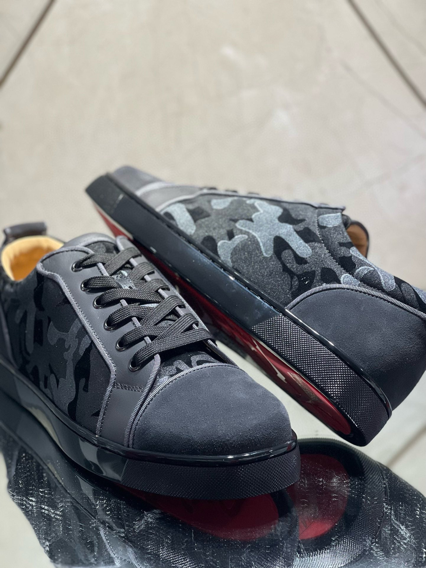 CHL Sneaker