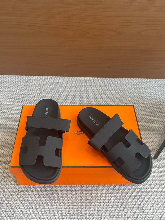 HERM Sandals