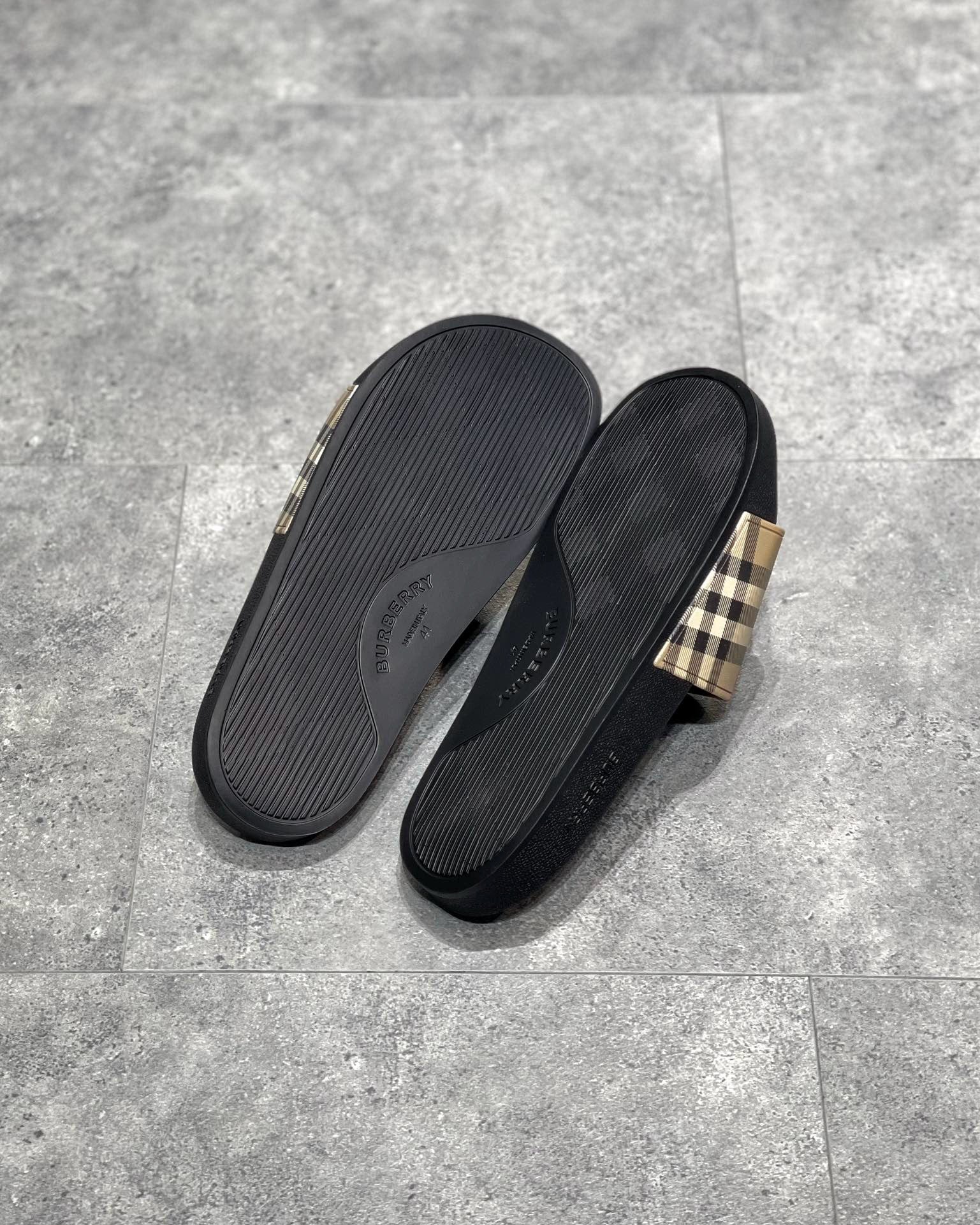 BURB Sandals